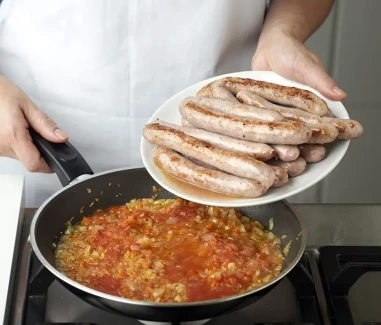 Salchichas con guisantes-Paso 6