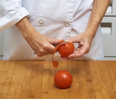Tartar de tomate Paso 1