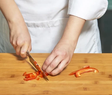 Puerros a la plancha con queso de cabra y vinagreta Paso 4