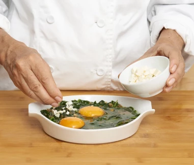 Huevos al horno con espinacas - Paso 4