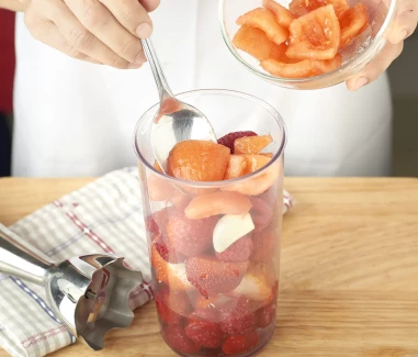 Gazpacho de frutos rojos Paso 3