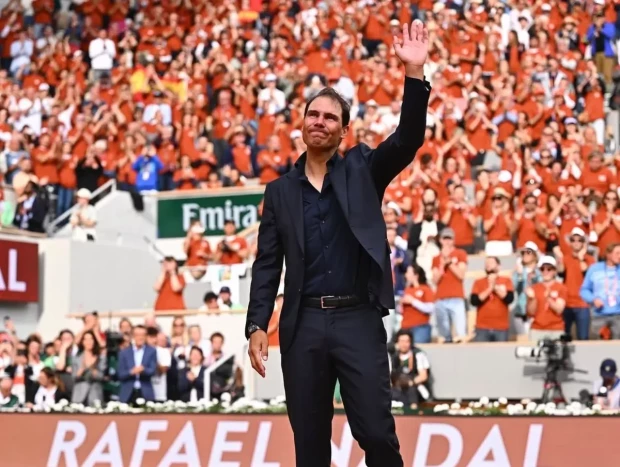 Rafa Nadal en su homenaje de despedida en el Roland-Garros