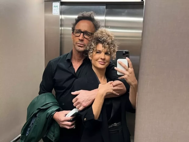 Álvaro Muñoz Escassi y su novia, Sheila Casas