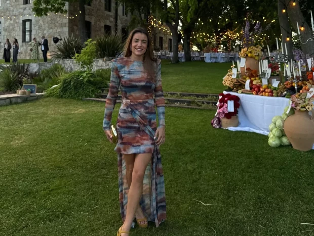 Candela, la amiga de Froilán, en la boda de Susana Molina.