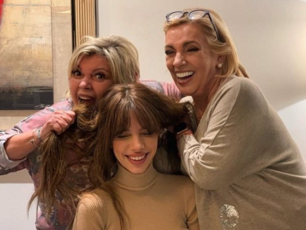 La esperadísima imagen del reencuentro entre Terelu Campos, Alejandra Rubio y Carmen Borrego (@carmenborregocampos).