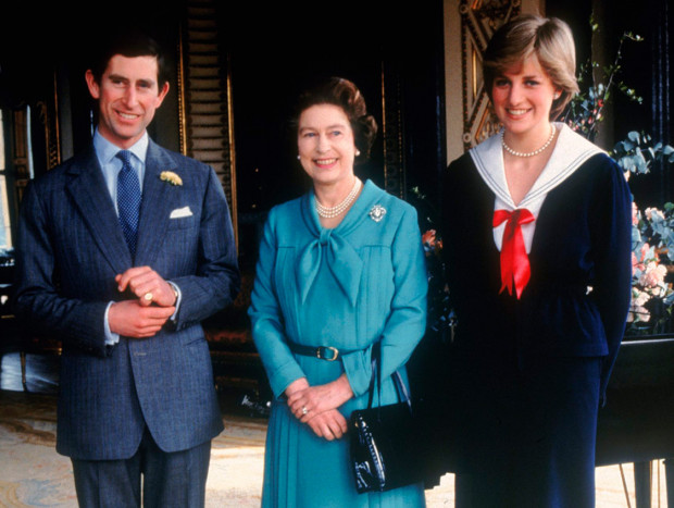 Lady Di, Carlos y la Reina Isabel II