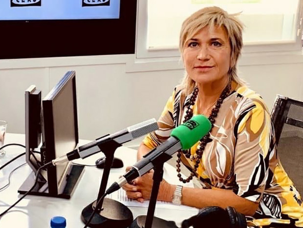 Julia Otero, que regresó a su programa de radio, "Julia en la onda", en enero, después de 11 meses de ausencia por culpa del cáncer.