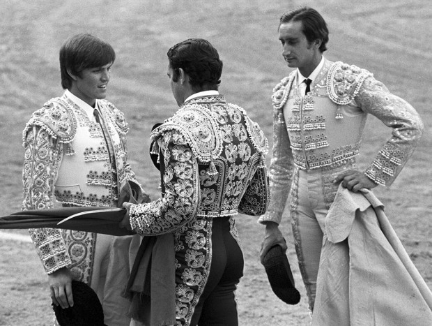 Un gran torero. Espartaco con Francisco Rivera "Paquirri" y Julio Robles el 25 de mayo de 1982 en Las Ventas de Madrid en la confirmación de su alternativa como torero.