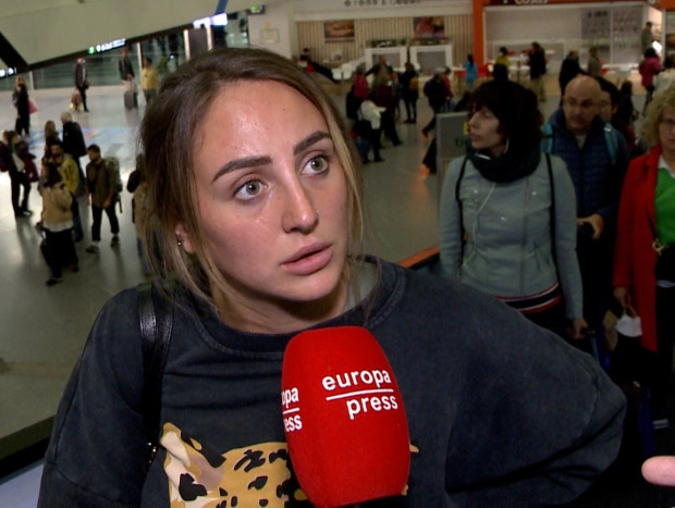 Rocío Flores contestando a los reportero de Europa Press. Foto: EP