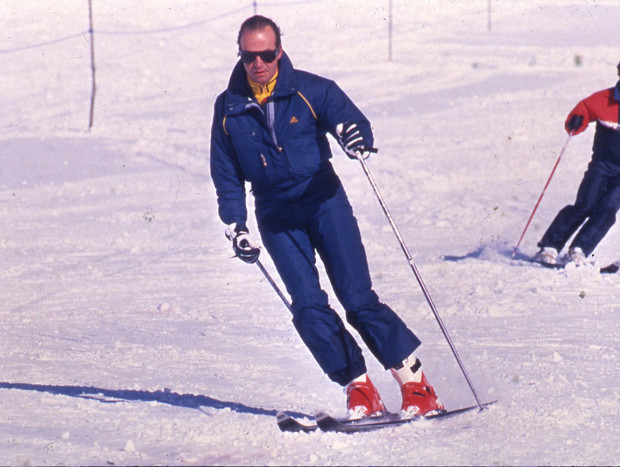 Juan Carlos esquiando