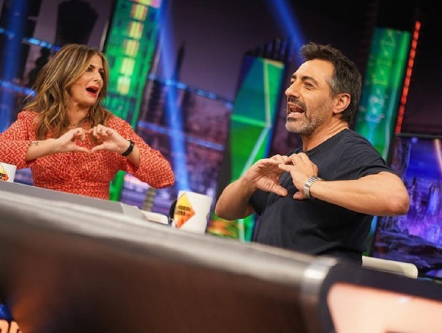 Juan del Val y Nuria Roca, en el plató de 'El Hormiguero'.