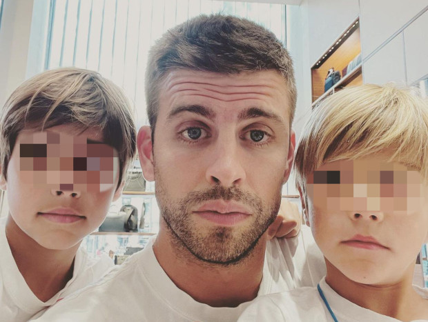 Piqué con sus hijos