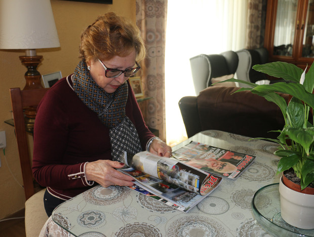 Ganadora sorteo leyendo revista pronto