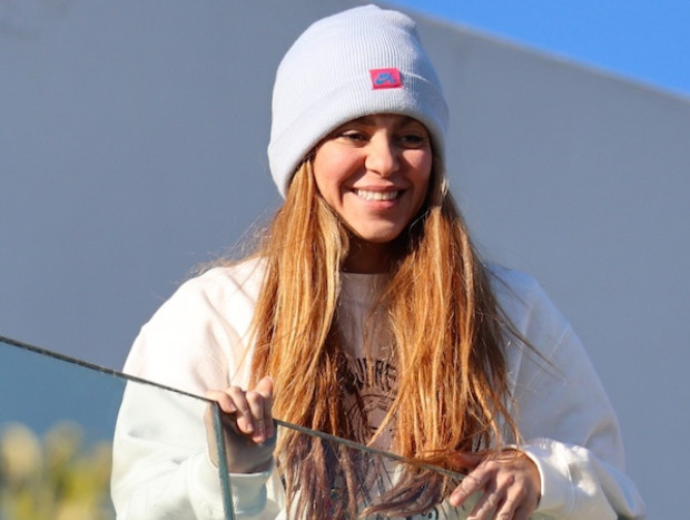 Shakira, charlando con sus fans desde su terraza