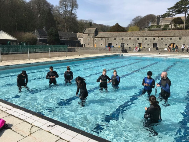 Piscina internado infanta sofia