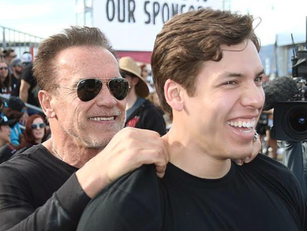 Arnold Schwarzenegger y su hijo, Joseph Baena.