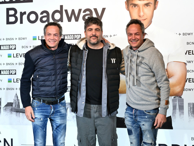 David Muñoz, en el centro, con los hermanos Sergio y Javier Torres.