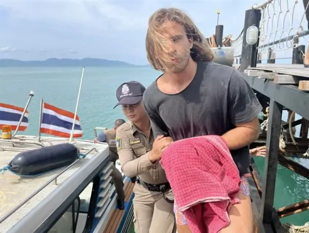Daniel Sancho, escoltado por la policía tailandesa el 7 de agosto (EFE)