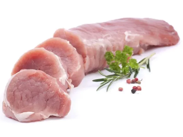 Lomo de cerdo para la receta de “Tournedó” a las finas hierbas con patatas corazón