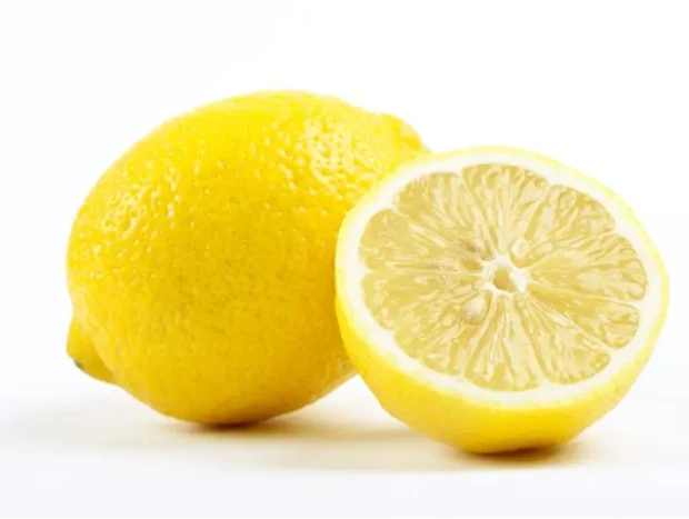 Beneficios del limón dentro de la receta de semifrío de limón