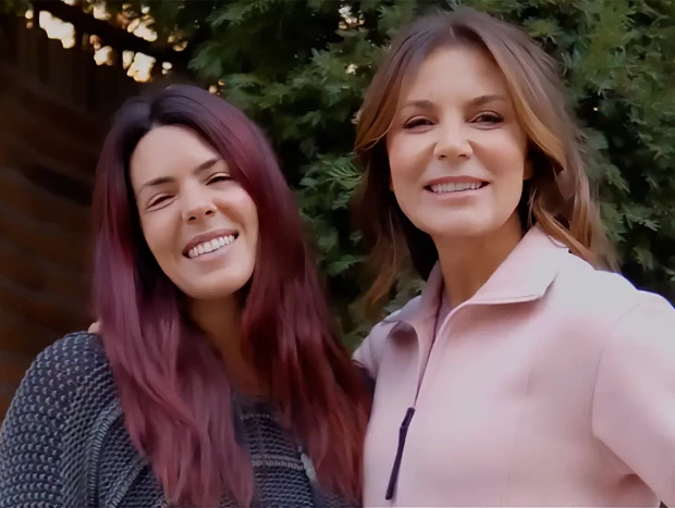 Laura Matamoros y Mar Flores.