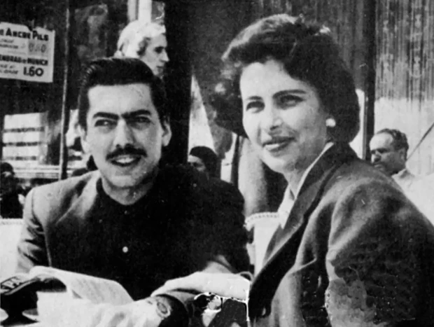 Mario Vargas Llosa junto a su primera esposa Julia