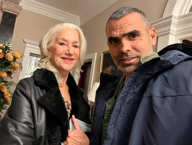 Antonio González junto a la actriz Helen Mirren.