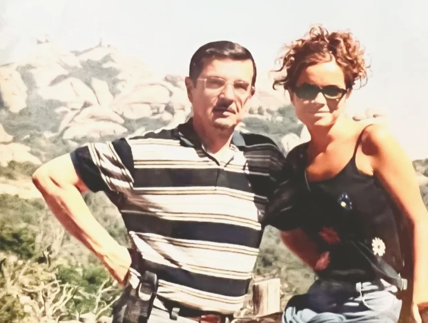 Carme Chaparro y su padre en una imagen antigua de redes
