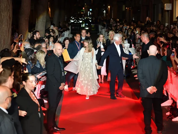 Richard Gere y Alejandra Gere en la alfombra roja del Barcelona Film Festival.