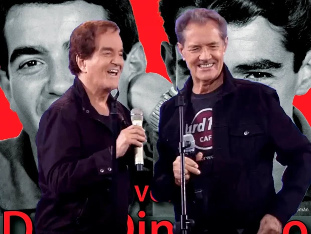 El Dúo Dinámico durante una actuación.