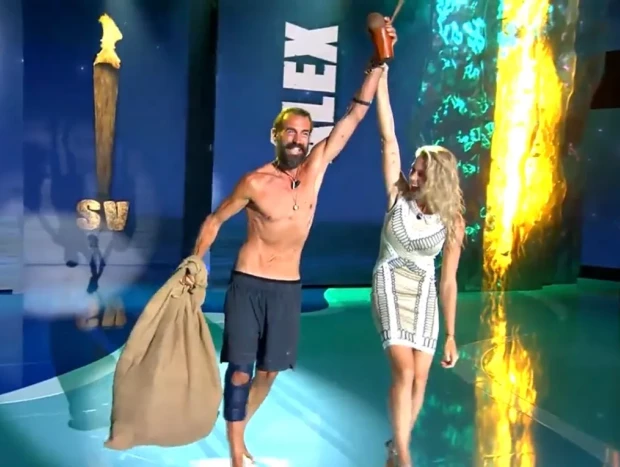 Álex Adrover reencontrándose con su mujer, Patricia Montero