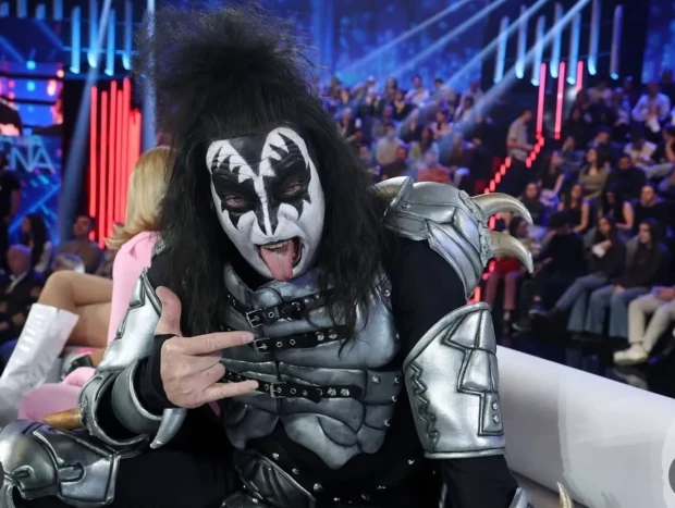 Bertín Osborne de Gene Simmons en 'Tu cara me suena'