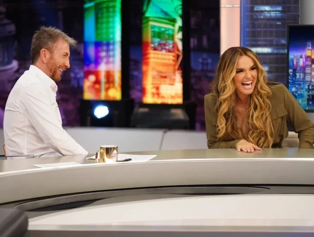 Melody riendo con Pablo Motos en 'El Hormiguero'