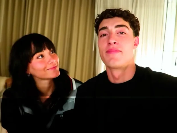 Aitana y Plex.
