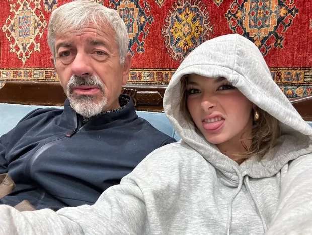 Carlos Sobera con su hija en Turquía