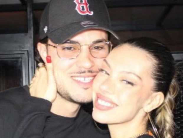 Alejandra Rubio y Carlo Costanzia: el exclusivo club de Ibiza donde pasan sus vacaciones con su bebé