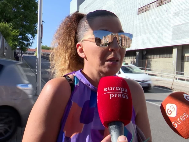 Tamara, la hermana de Michu, a su salida de TardeAR tras el cara a cara con Alberto, el ex de su hermana