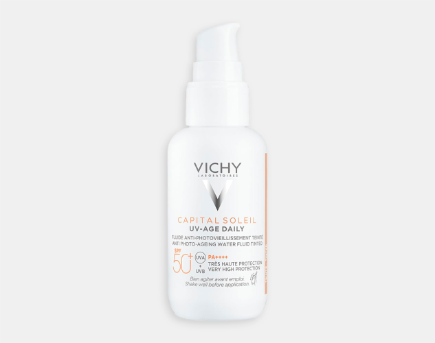 Fotoprotector con color antiedad SPF50+ ideal para playa o piscina