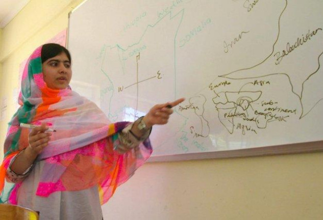 Malala lucha para que todas las mujeres tengan derecho a la educación.
