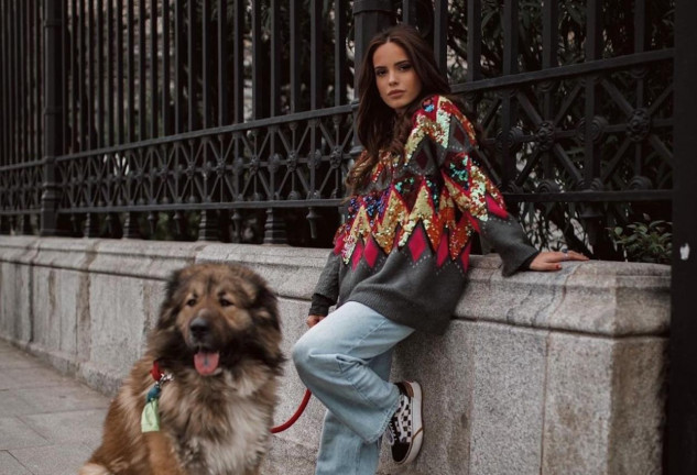 Gloria Camila, con uno de sus perros en Instagram