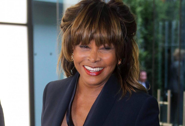 Tina Turner, que ahora tiene 82 años, está estupenda.