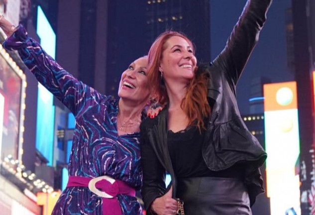 Chayo Mohedano y Rosa Benito han posado en Times Square (@rosariomohedano)