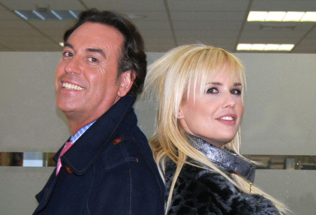 Pipi Estrada y Miriam Sánchez en "Mujeres y hombres y viceversa".
