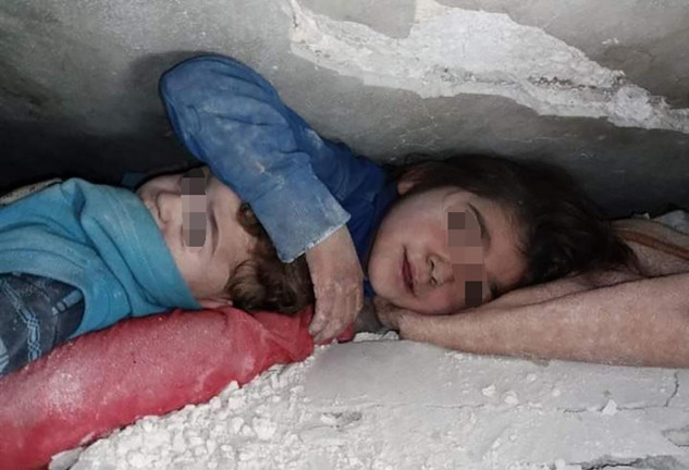 Niños terremoto Turquía