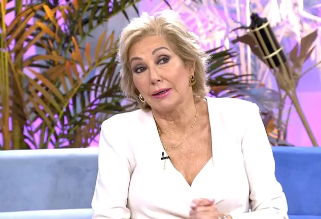 Ana Rosa Quintana fue diagnosticada con cáncer de mama en 2021 (Telecinco)