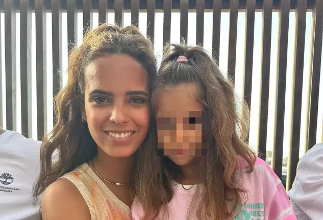 Gloria Camila y su sobrina, Rocío