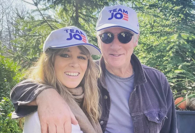 Richard Gere y Alejandra Silva, en una imagen de redes sociales.