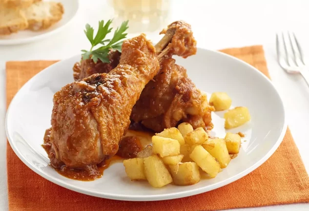 Pollo campero con patatas fritas