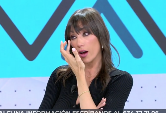 La periodista muy emocionada. VAMOS A VER