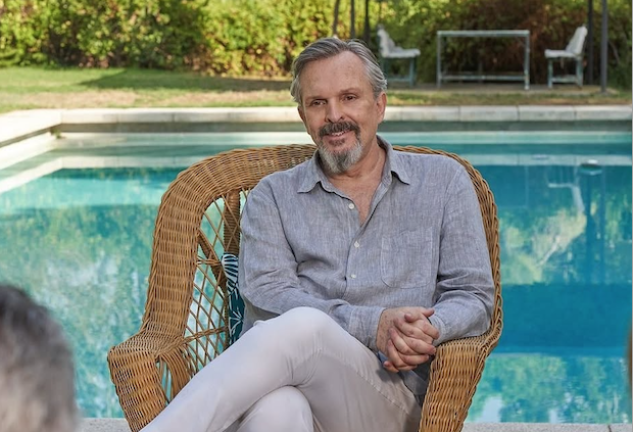 La espectacular casa de Miguel Bosé con capilla incluida